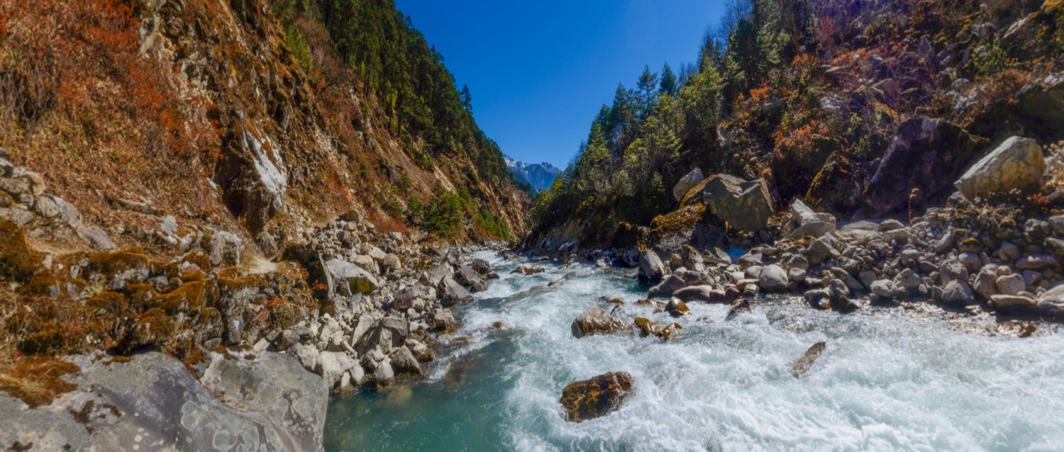  Makalu Base Camp Trek 